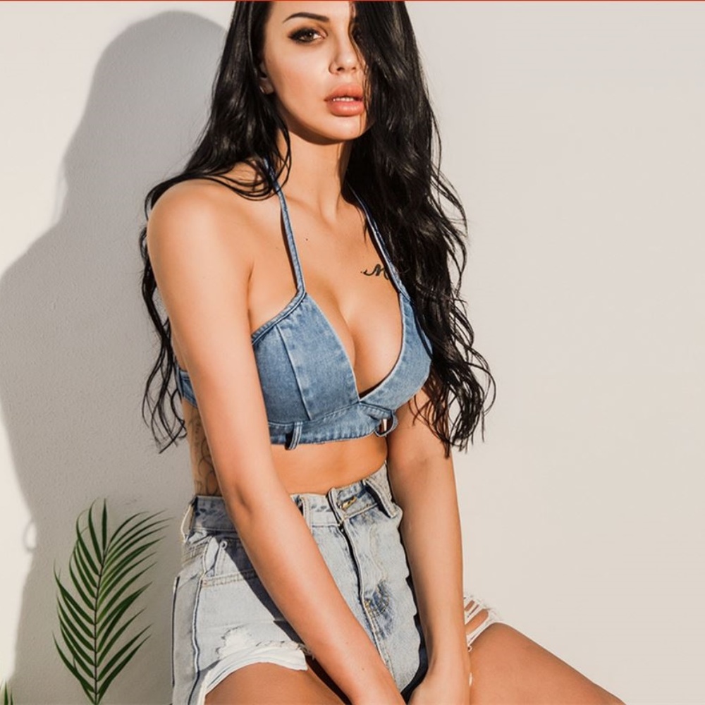 🥰HOT ITEM!  Summer Top ONLY 1 Small Left! - Picture 3 of 8